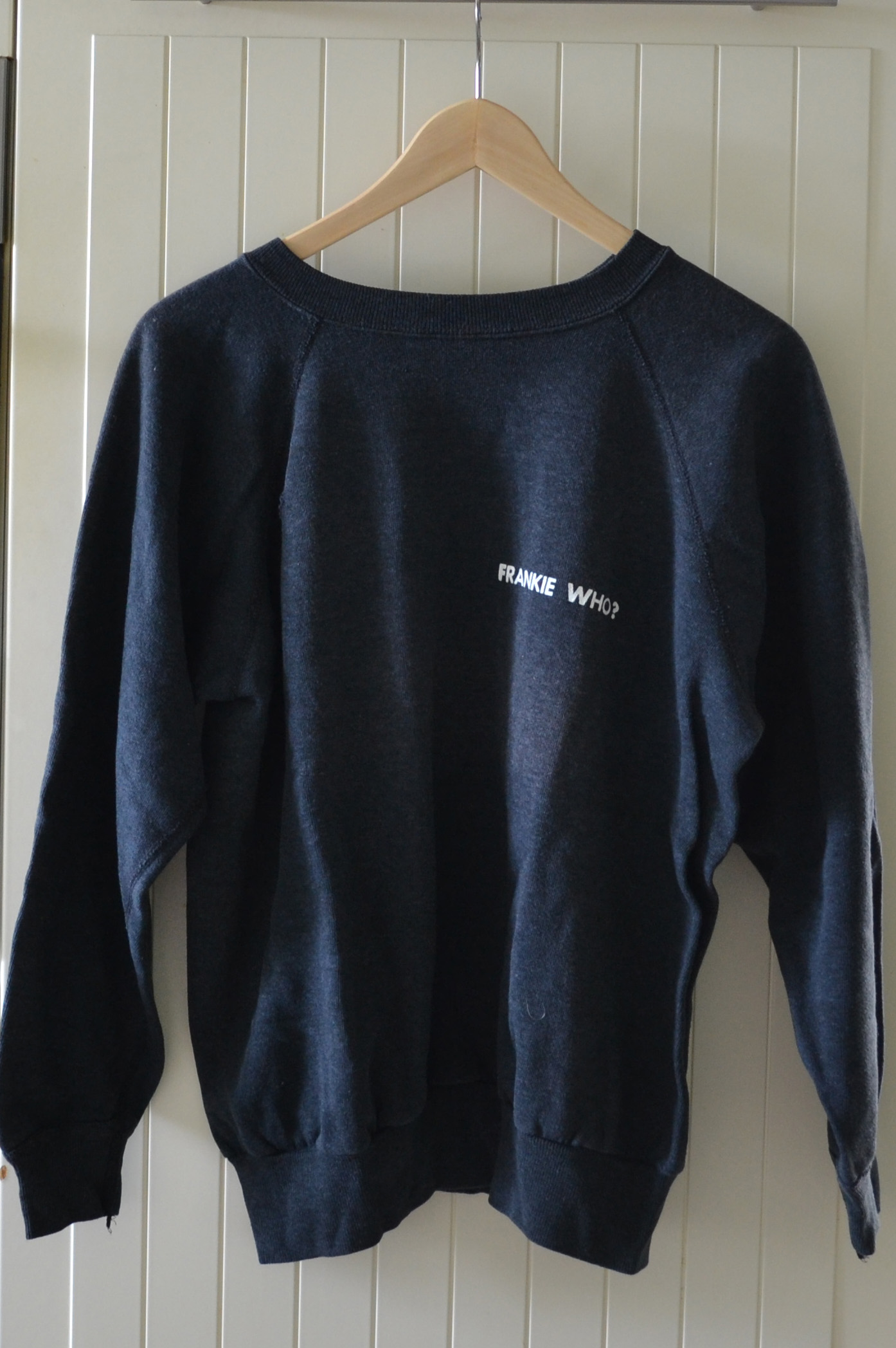 frankie bootleg sweater